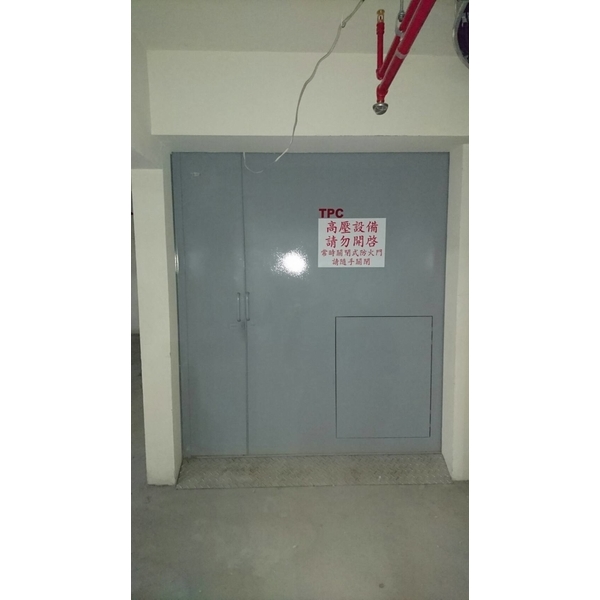 受電室橫拉防火門-承品工程行