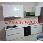 0983375500 一字型流理台總長302cm ◼ 崁把手設計 ◼ 樂天人造石檯面、美耐門、海司寶馬水槽PDL-V08-優雅居家生活館