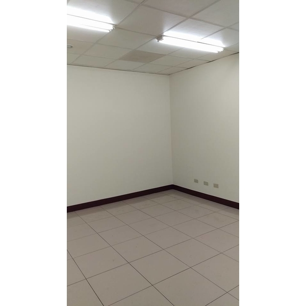 油漆粉刷-立群油漆工程行