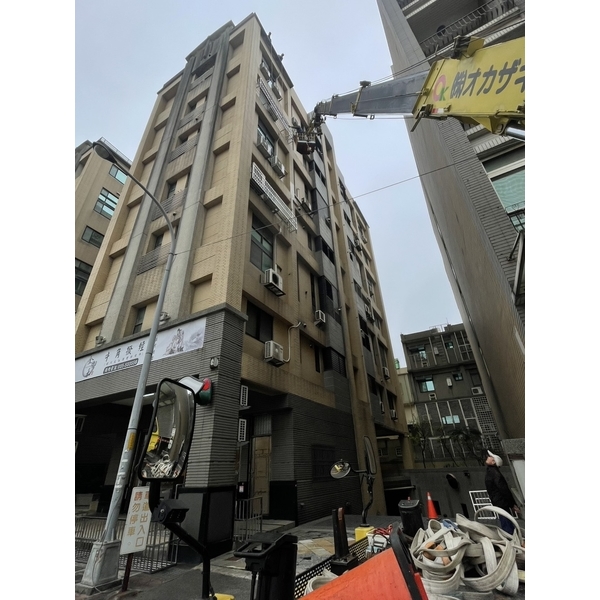 戶外白鐵冷氣架安裝