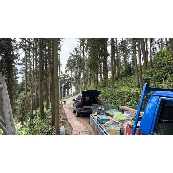 山上小木屋工程 山上小木屋工程