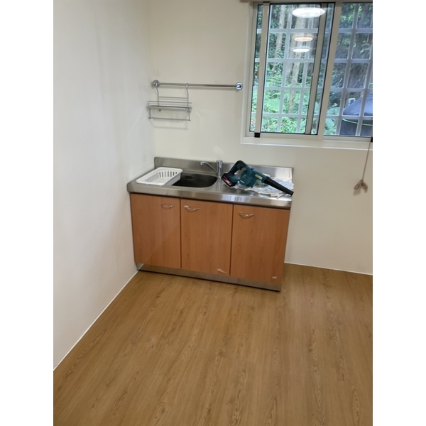 山上小木屋工程 山上小木屋工程