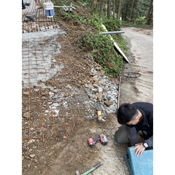 山上小木屋工程 山上小木屋工程