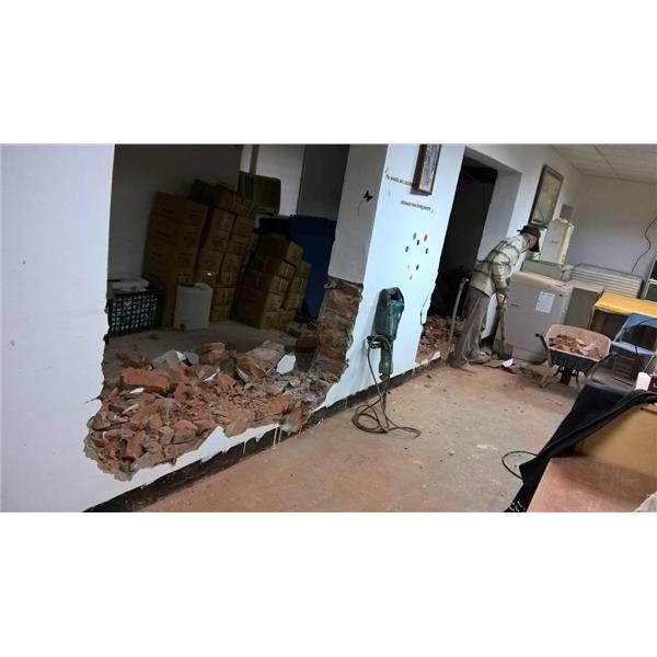 牆壁敲除-悅德工程行