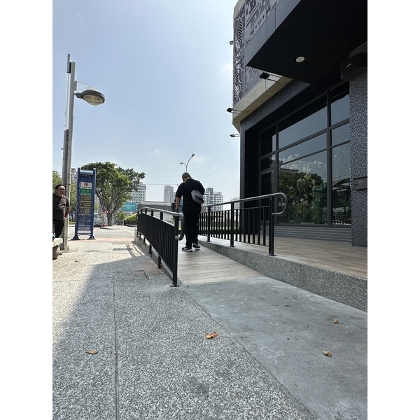 無障礙坡道扶手 無障礙坡道扶手
