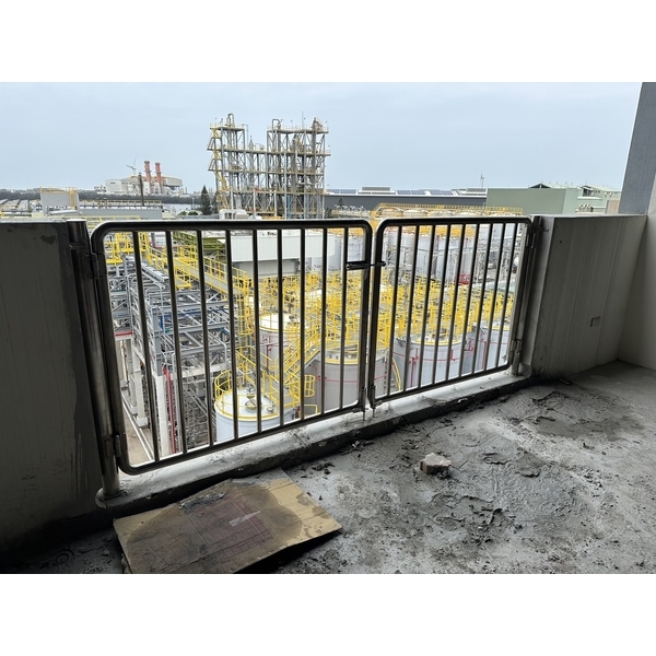 不銹鋼活動護欄(適用廠房) 不銹鋼活動護欄(適用廠房)
