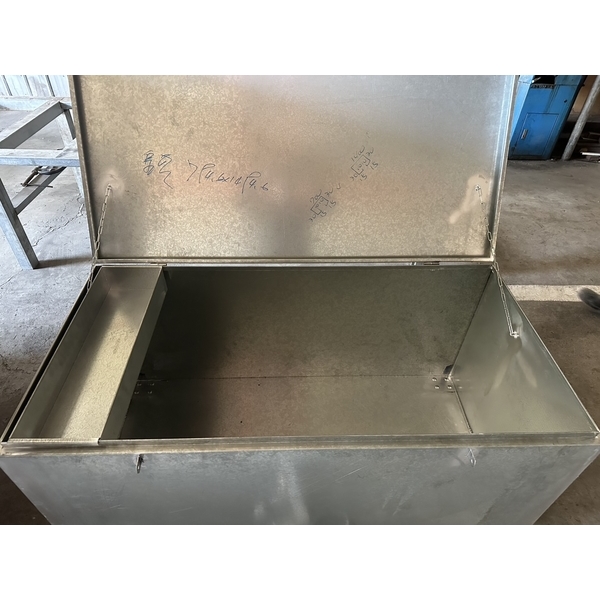 大型工具箱(附活動夾層) 大型工具箱(附活動夾層)