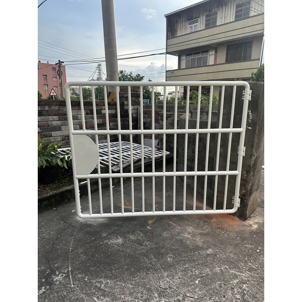 圍牆門 圍牆門