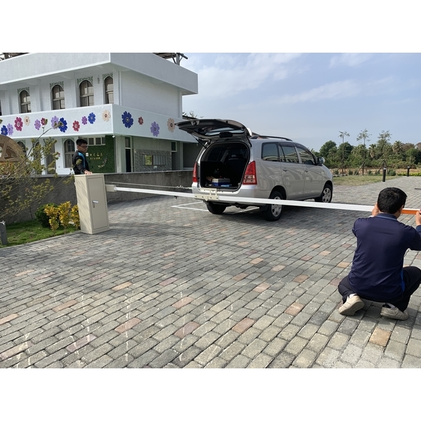 車道柵欄機 車道柵欄機