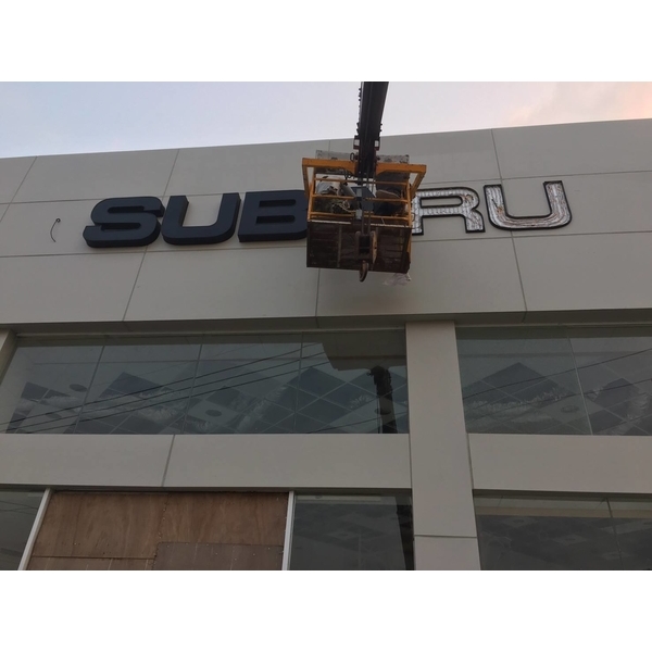 SUBARU