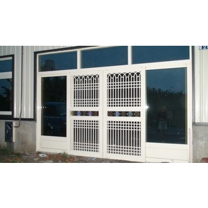 氣密門-利源不銹鋼鋁門窗行