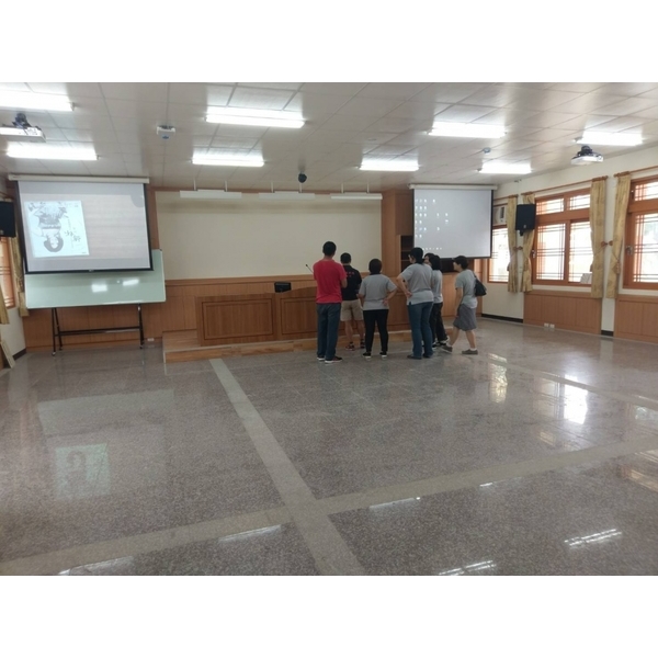 大學視廳工程
