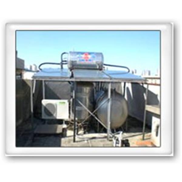 400公升3片太陽能搭配HDE-2WT熱泵熱水器 400公升3片太陽能搭配HDE-2WT熱泵熱水器