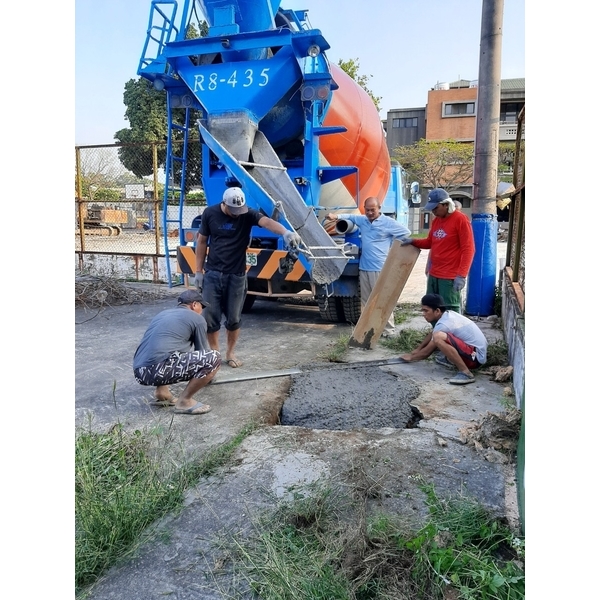 嘉義國中籃球場及排球場重建