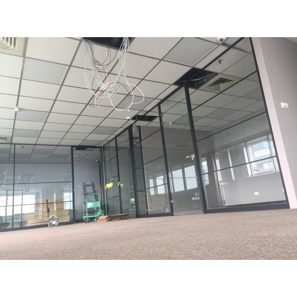 辦公室隔間-錦宥興業有限公司