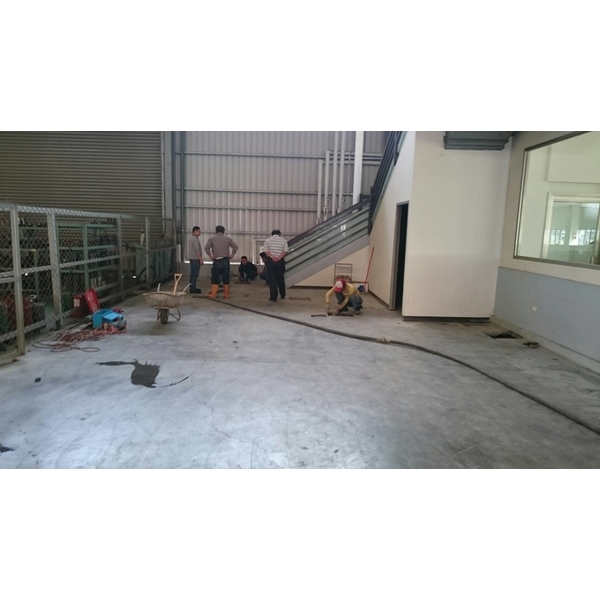 地坪癱陷實漿灌注