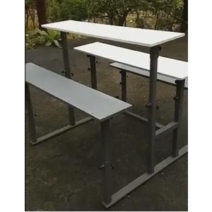 無障礙組合式愛心連體桌椅-通好行