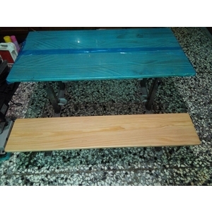 連體桌椅-通好行