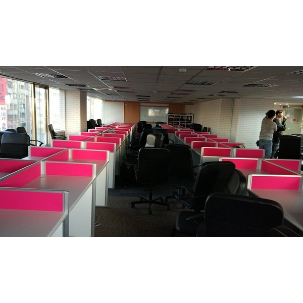 辦公家具-立康家具設計有限公司