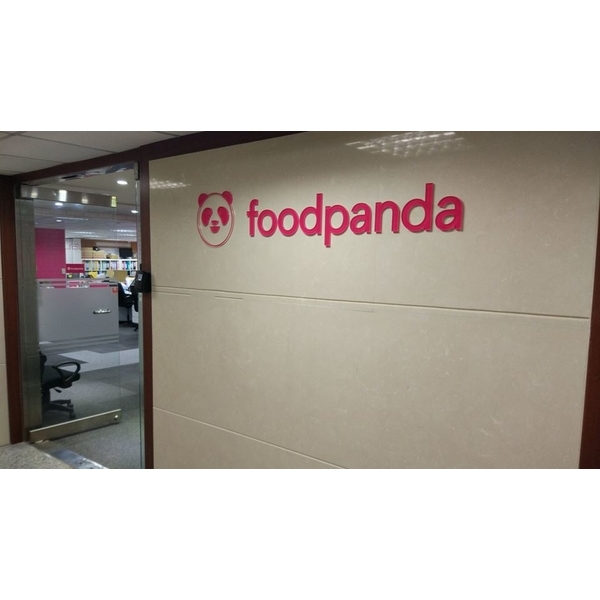 辦公家具-立康家具設計有限公司
