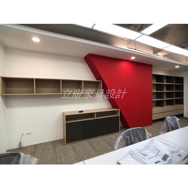 OA辦公傢俱-立康家具設計有限公司