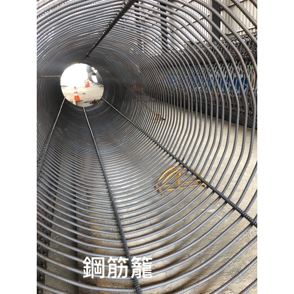 全自動鋼筋籠自動焊接機-高拉力機械股份有限公司