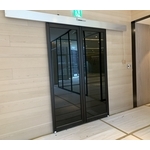 麗晶花園廣場自動門 - 極鑫自動門