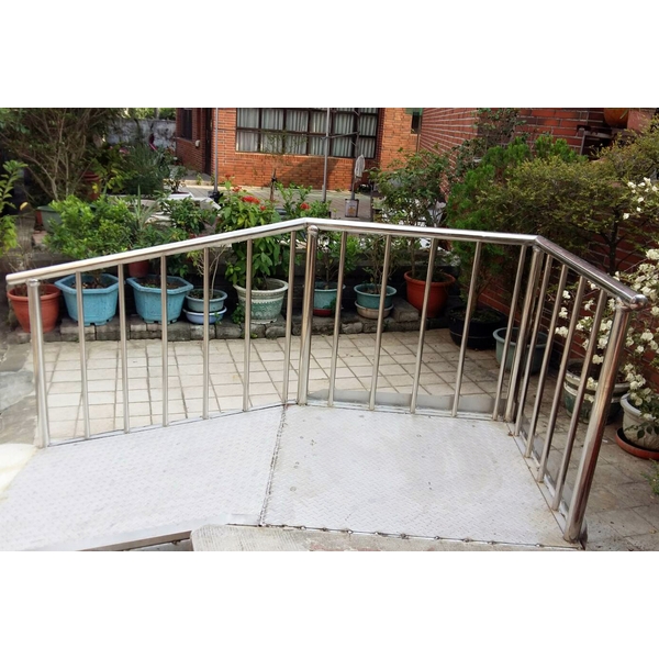 白鐵欄杆 白鐵欄杆