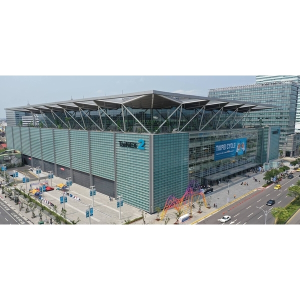 國家會展中心(南港展覽館擴建)建築工程-帷幕牆製作施工組立工程 國家會展中心(南港展覽館擴建)建築工程-帷幕牆製作施工組立工程