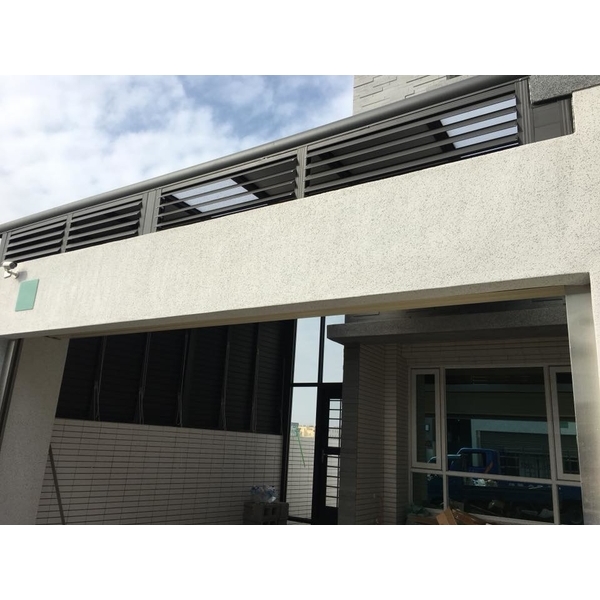 防颱百葉窗-毅展企業社