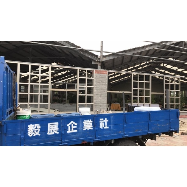 格子窗加氣密窗工程-毅展企業社