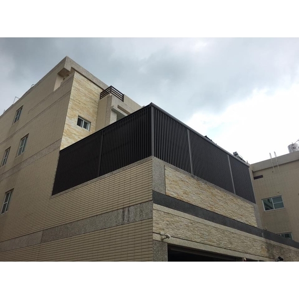 採光罩加格柵-毅展企業社