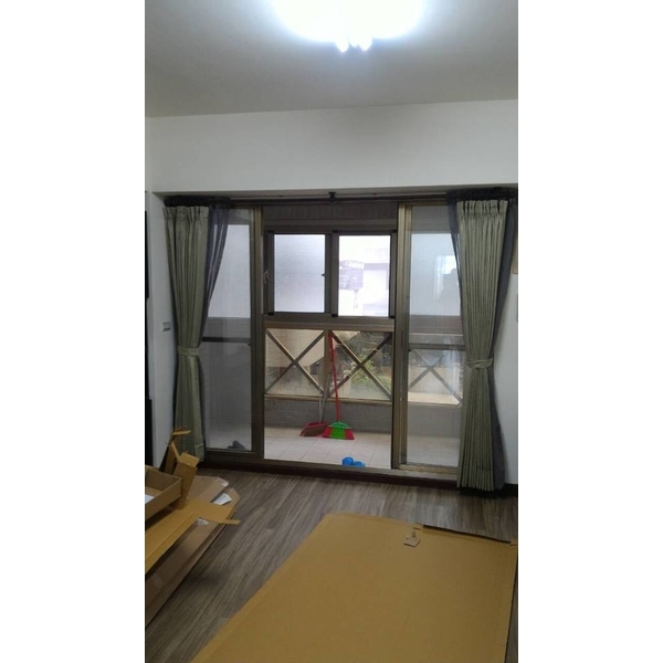 塑膠地板 塑膠地板