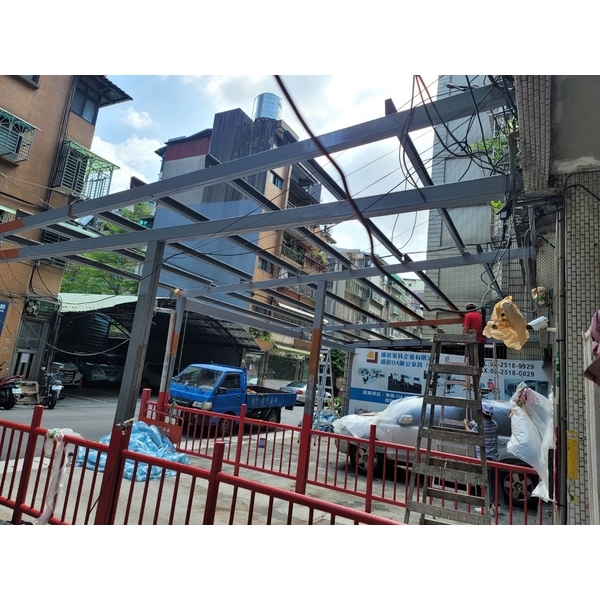 遮雨棚高度修改升高更換不銹鋼浪板 6張-佳德金屬企業社