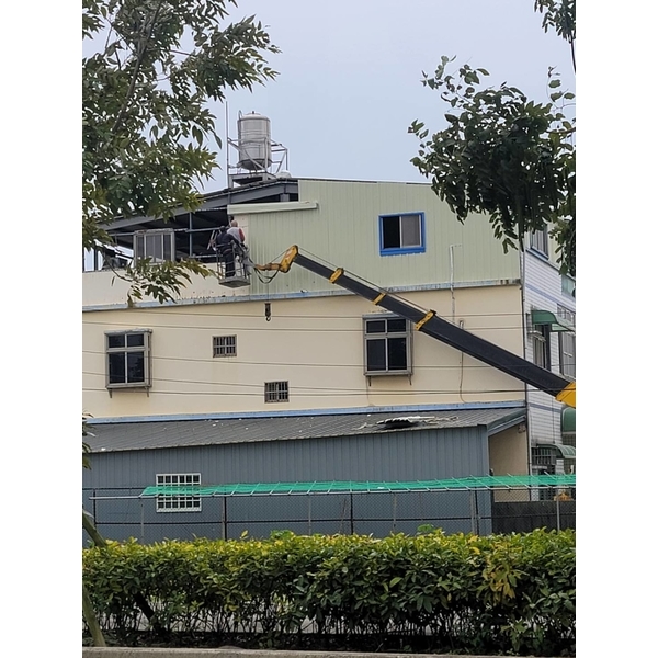 頂樓鐵皮屋外牆換板工程 6張-佳德金屬企業社