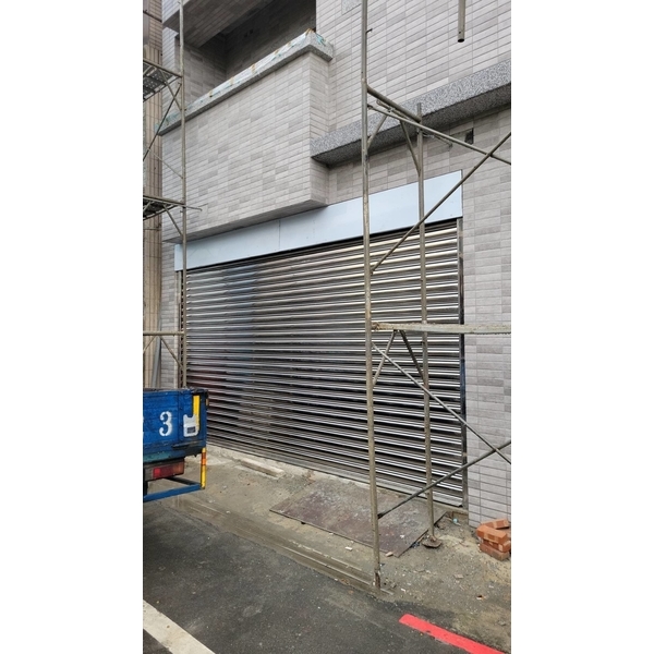 不銹鋼電動捲門安裝 4張