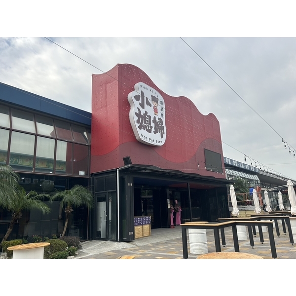 客製巨大無接縫燈箱-兆岳廣告有限公司