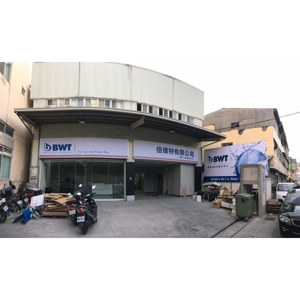 無接縫橫式燈箱招牌-兆岳廣告有限公司