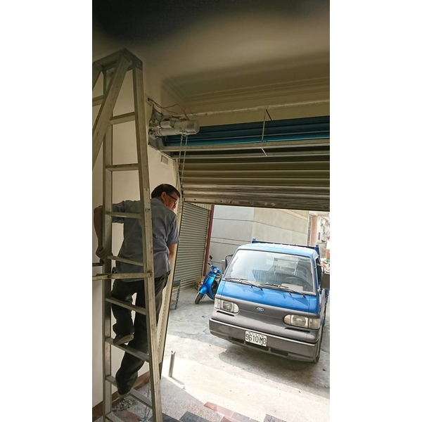 電動捲門
