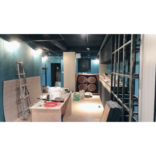 桃園西裝店工業風設計施工