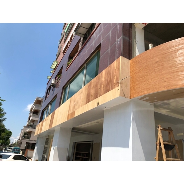 新營-塑膠地磚外牆(完工後)-居久屋企業有限公司