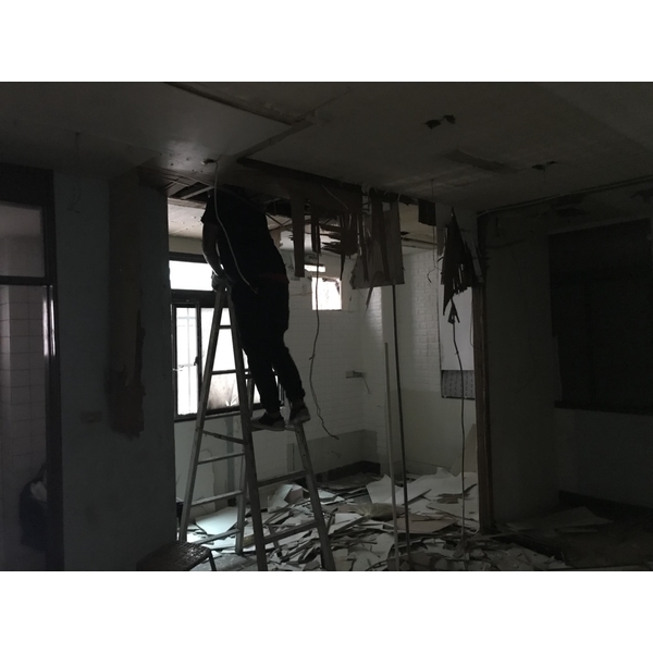 音樂教室拆除施工