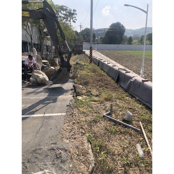 水溝圍牆新建工程 水溝圍牆新建工程