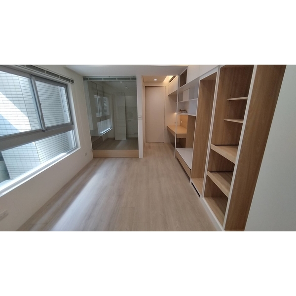 台北建設公司 樣品屋清潔