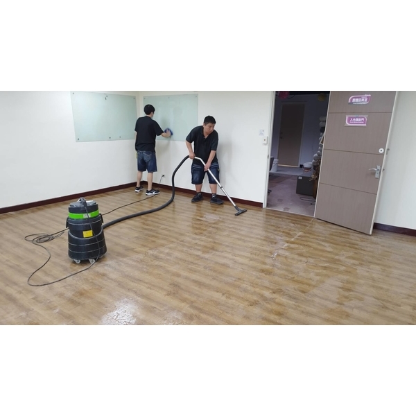 木柵政大健康中心 裝修工程後清潔