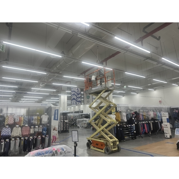 室內自走車高空作業-群力高空有限公司