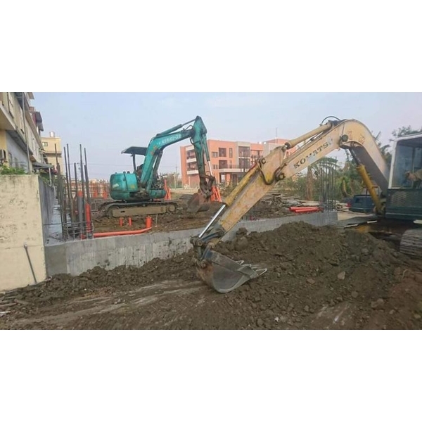 基礎開挖工程 基礎開挖工程