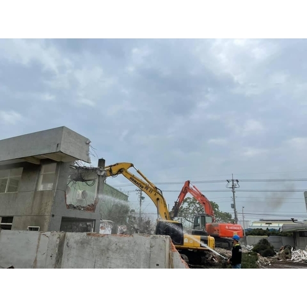 怪手拆除工程 怪手拆除工程