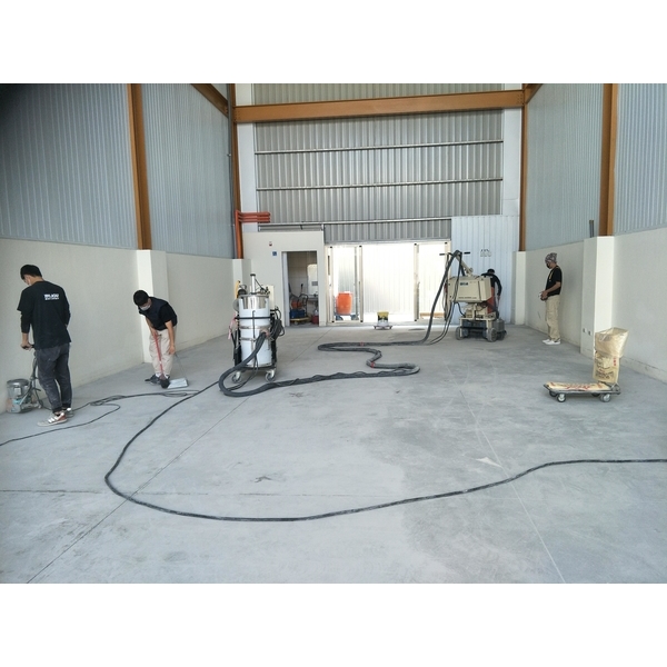 新市黑金剛園區某精密加工廠