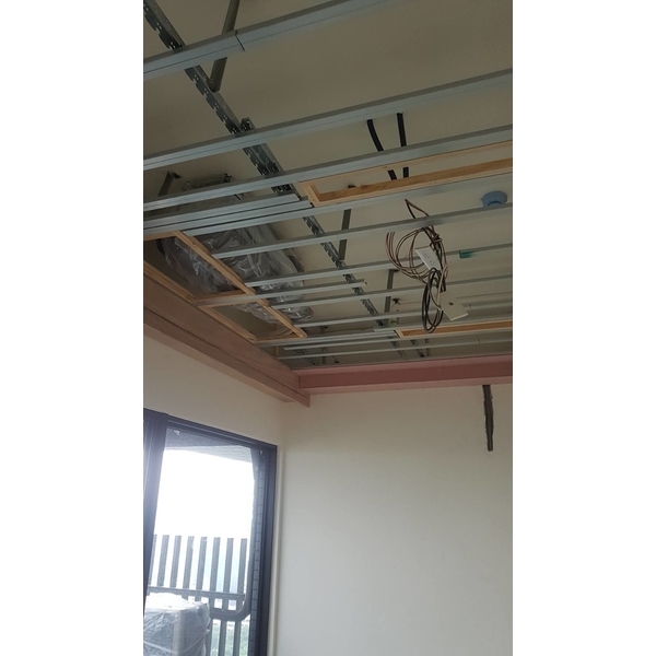 輕鋼架 輕鋼架